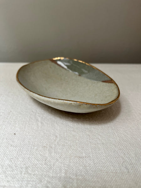 catchall dish w/gold luster