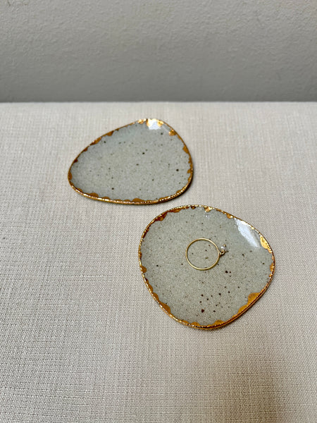 trinket dish w/gold luster - transparent