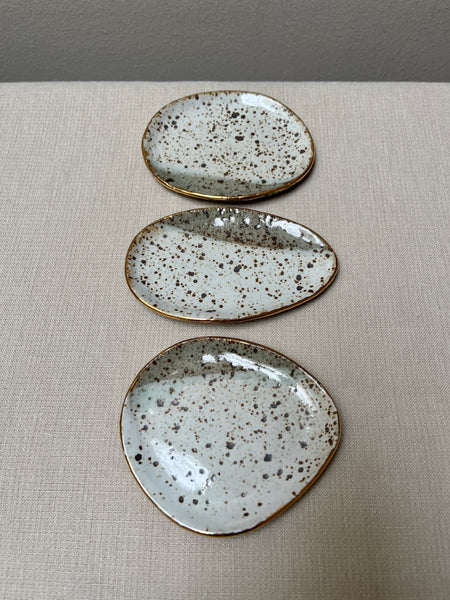 trinket dish w/gold luster - white iron