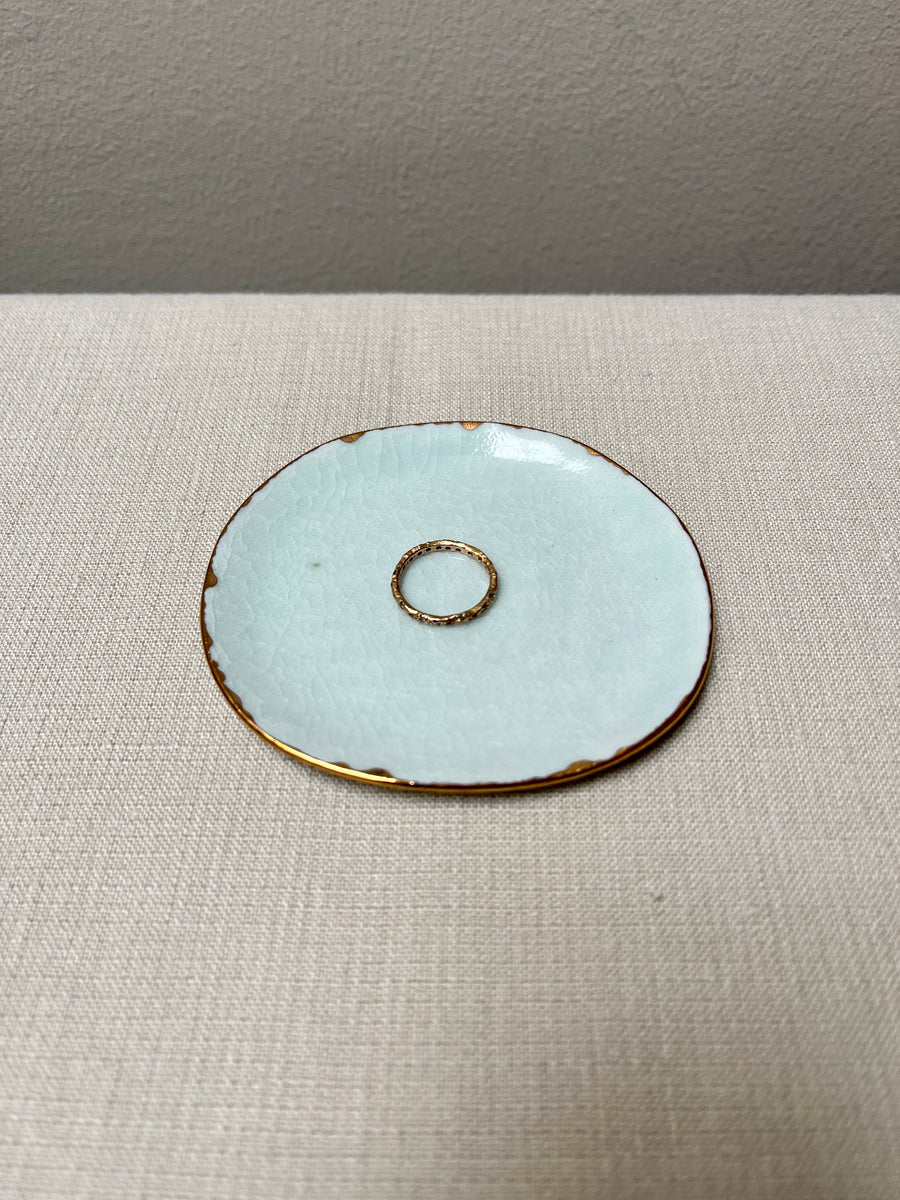 trinket dish w/gold luster - white iron – The Lazy Potters