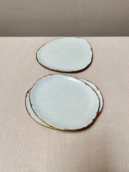 trinket dish w/gold luster - porcelain